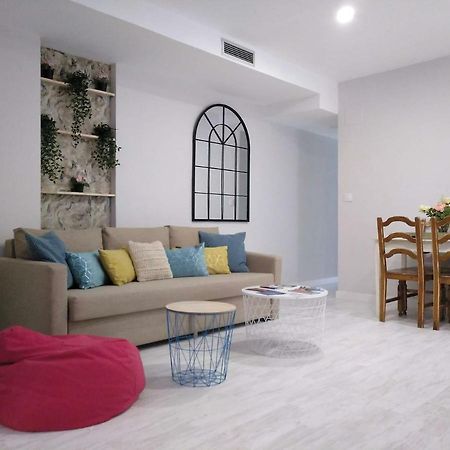 סרגוסה Apartamento Centro San Blas 36, Proximo Al Pilar מראה חיצוני תמונה