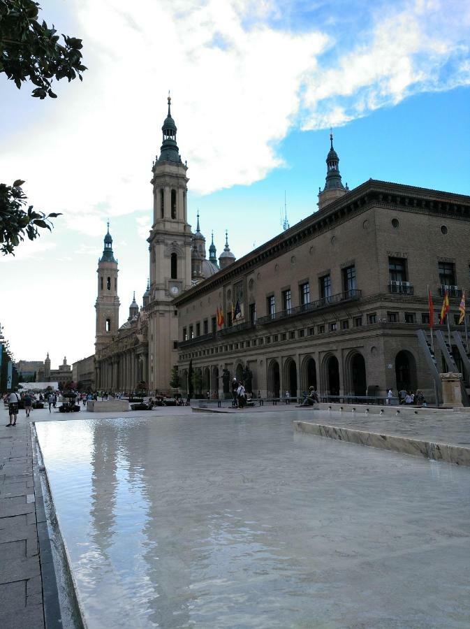 סרגוסה Apartamento Centro San Blas 36, Proximo Al Pilar מראה חיצוני תמונה